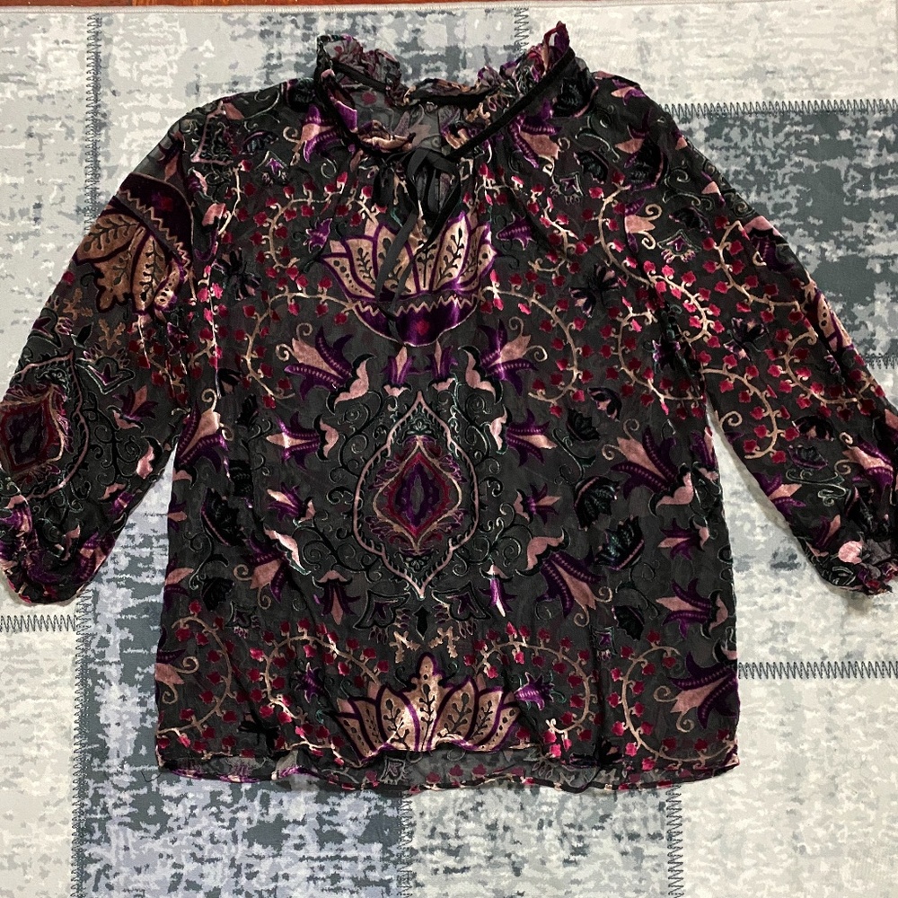 Women's Velvet Long Sleeve Loose Fitting Top